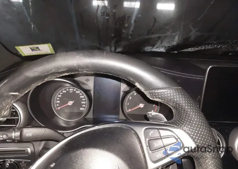 2015 Mercedes-Benz C 300 Sport 4Matic из США, поврежденный, VIN 55SWF4KB1FU083767